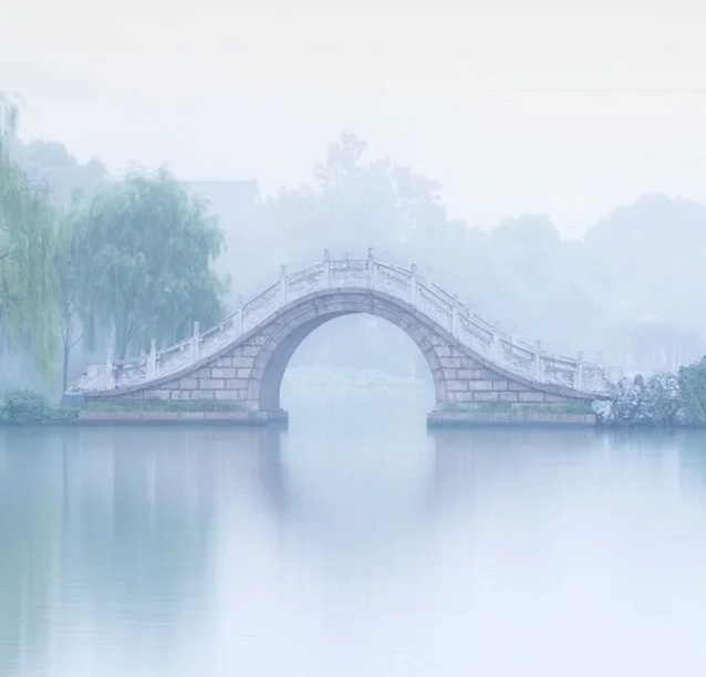 何时一樽酒，重与细论文。